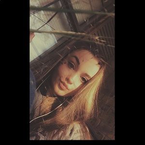 Meet your Posher, Jaycee